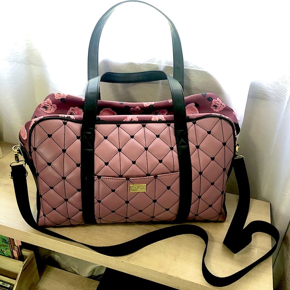 Betsey Johnson Handbags - Betsey Johnson Weekender Bag